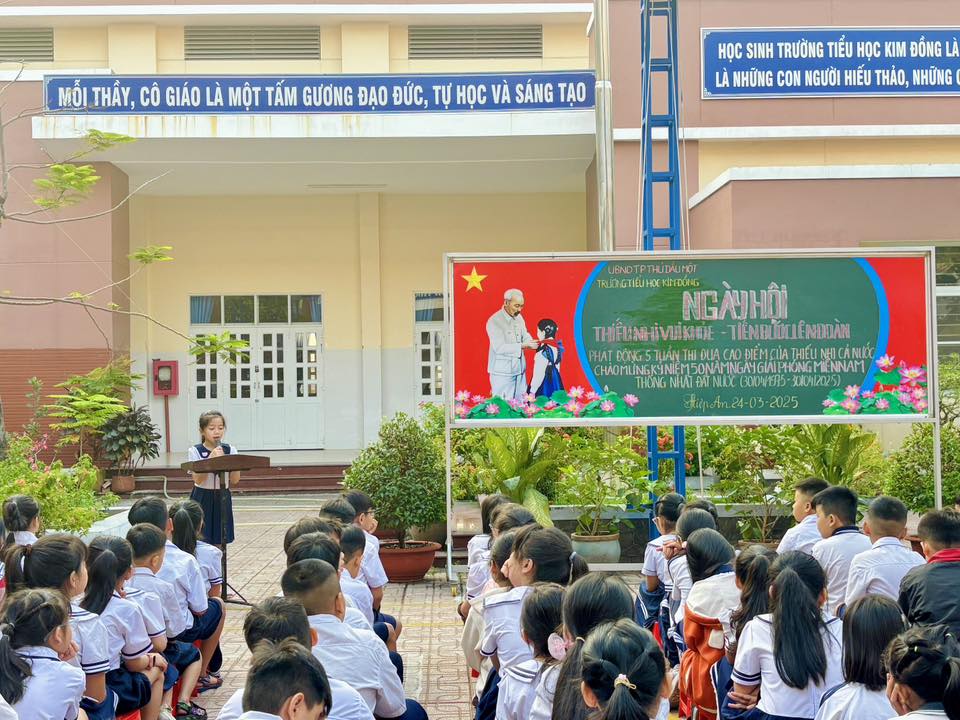 Trường Tiểu học Kim Đồng tổ chức ngày hội "Thiếu Nhi Vui Khỏe- Tiến bước Lên Đoàn"