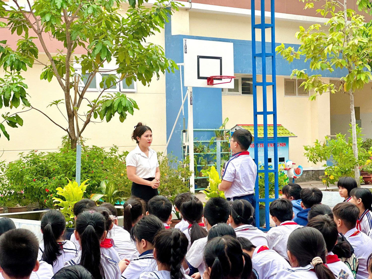 Trường tiểu học Kim Đồng tổ chức tuyên truyền "Phòng chống dịch bệnh Cúm"